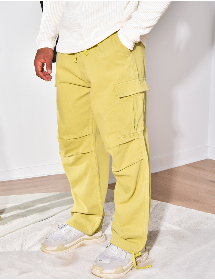 Pantalon à resserré aux chevilles Pantalon à resserré aux chevilles