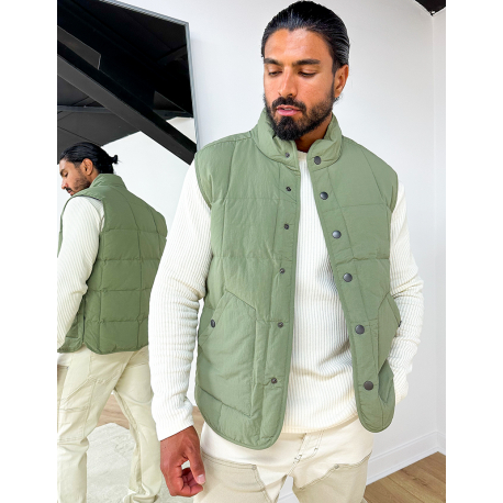 Sleeveless down jacket Sleeveless down jacket