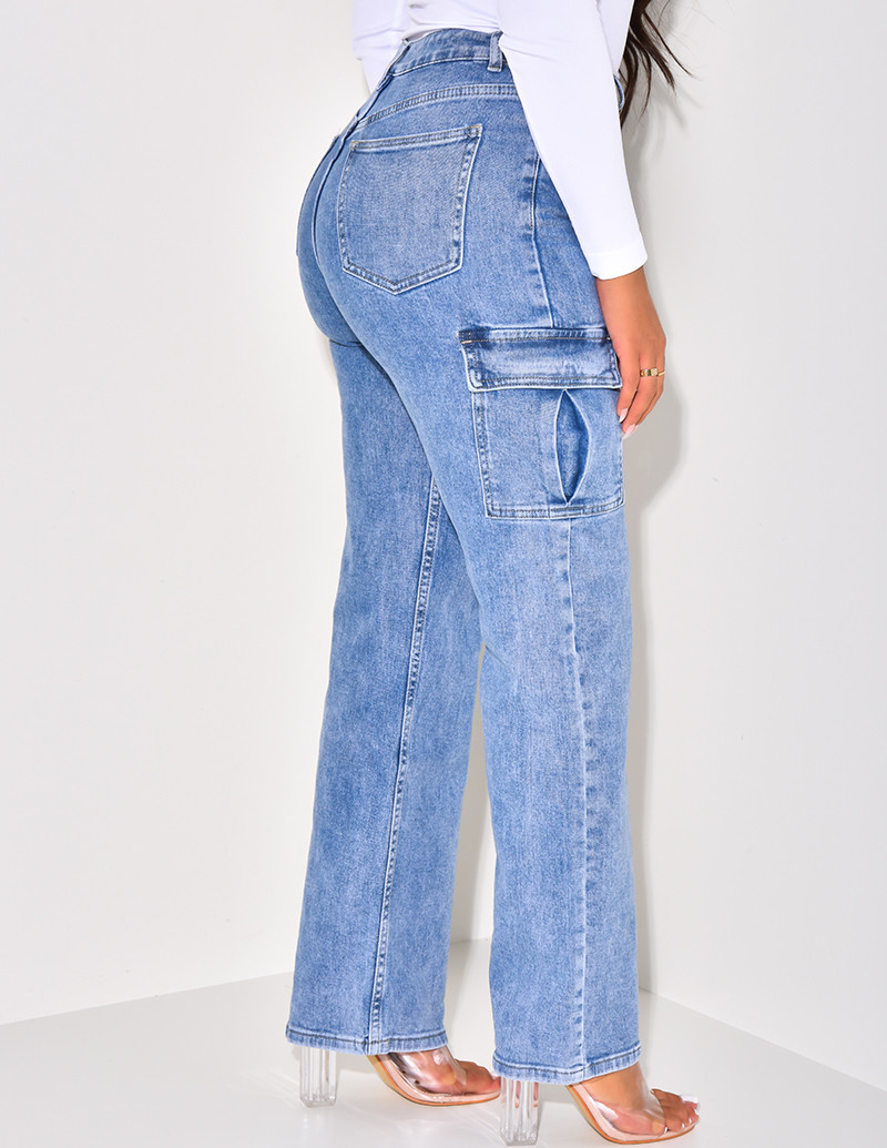   Straight-leg jeans with cargo pockets