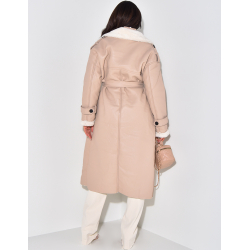 Langer Mantel mit Pelzbesatz aus veganem Leder