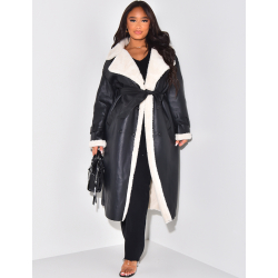Manteau long à fourrure en cuir vegan  Manteau long à fourrure en cuir vegan