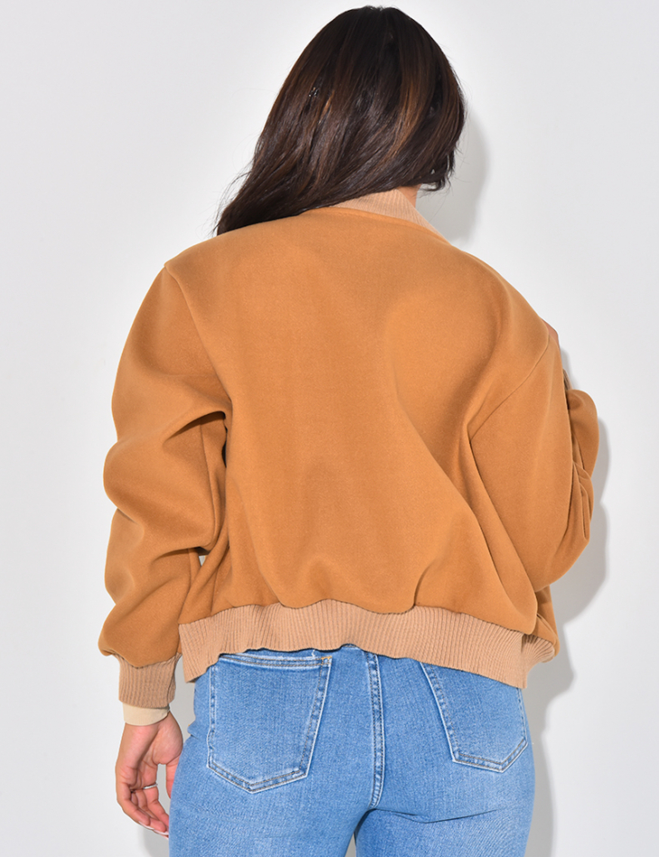 Bombers en feutrine et details laine 