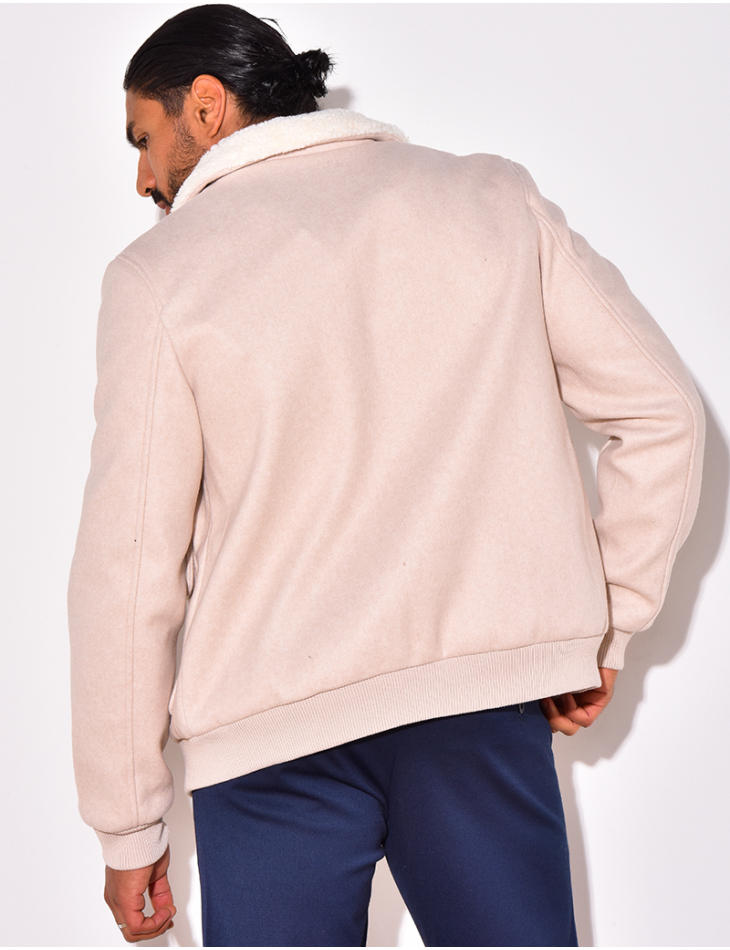 Veste en feutrine col en fourrure