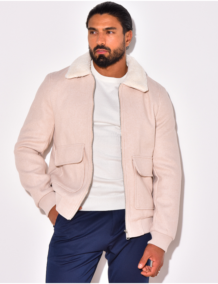 Veste en feutrine col en fourrure