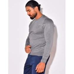 Feiner Pullover mit Rundhalsausschnitt