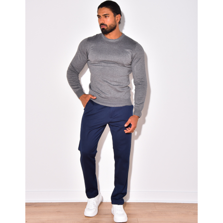 Feiner Pullover mit Rundhalsausschnitt