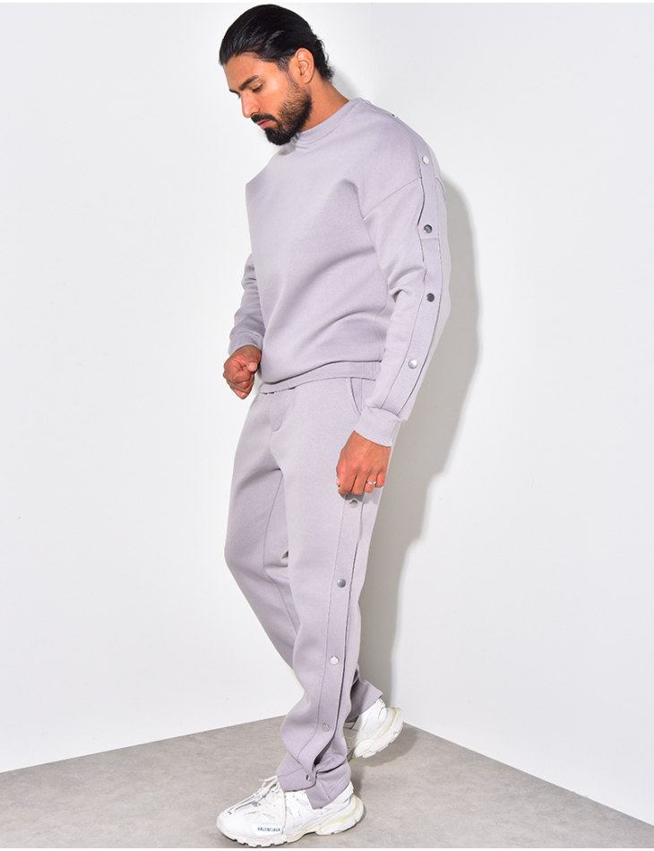 Trousers and sweatshirt set