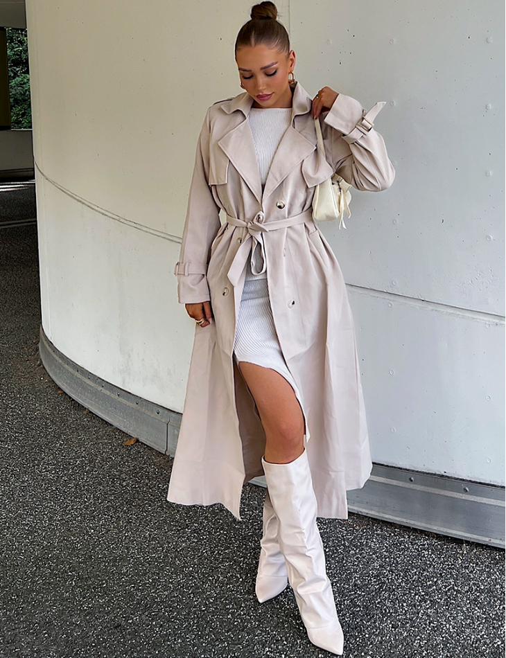 Trench très long à nouer à la taille