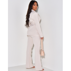 Ensemble de tailleur à ceinture large et pantalon patte d'eph effet lin Ensemble de tailleur à ceinture large et pantalon patte d'eph effet lin