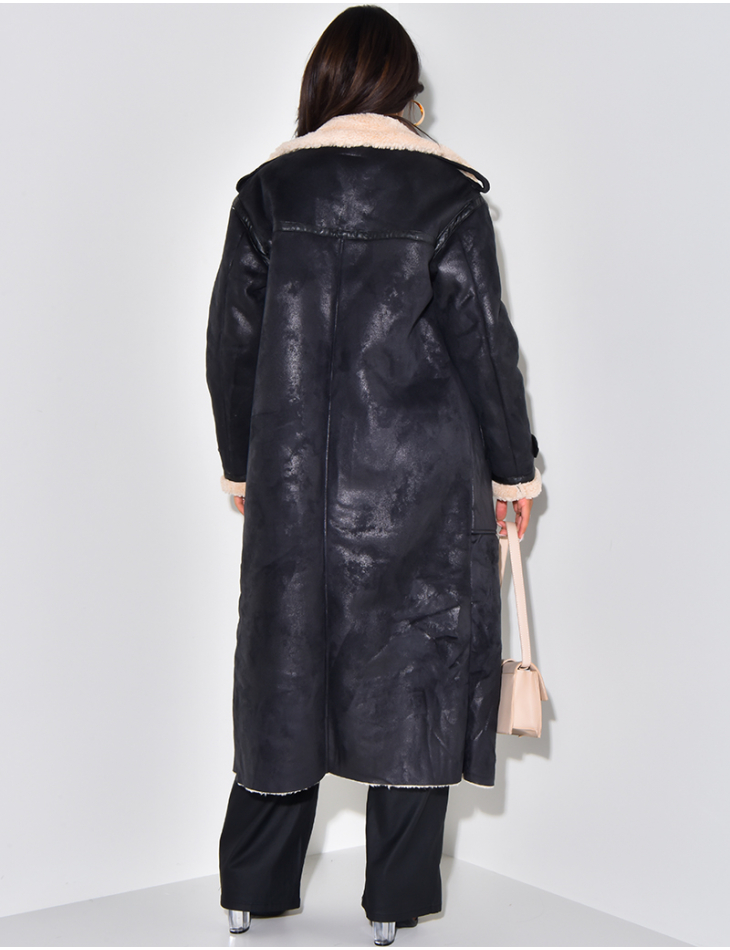 Manteau long en peau de mouton retourne