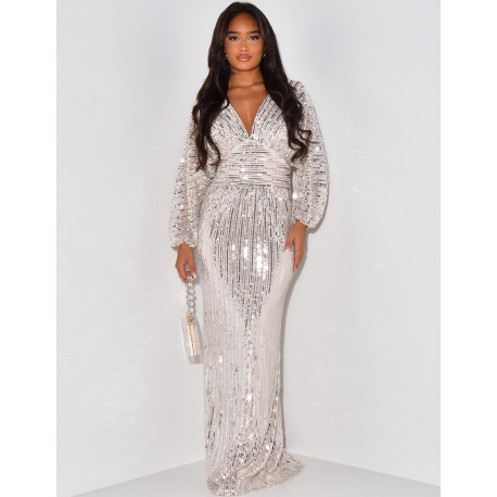 Langes Kleid aus Pailletten mit Puffärmeln