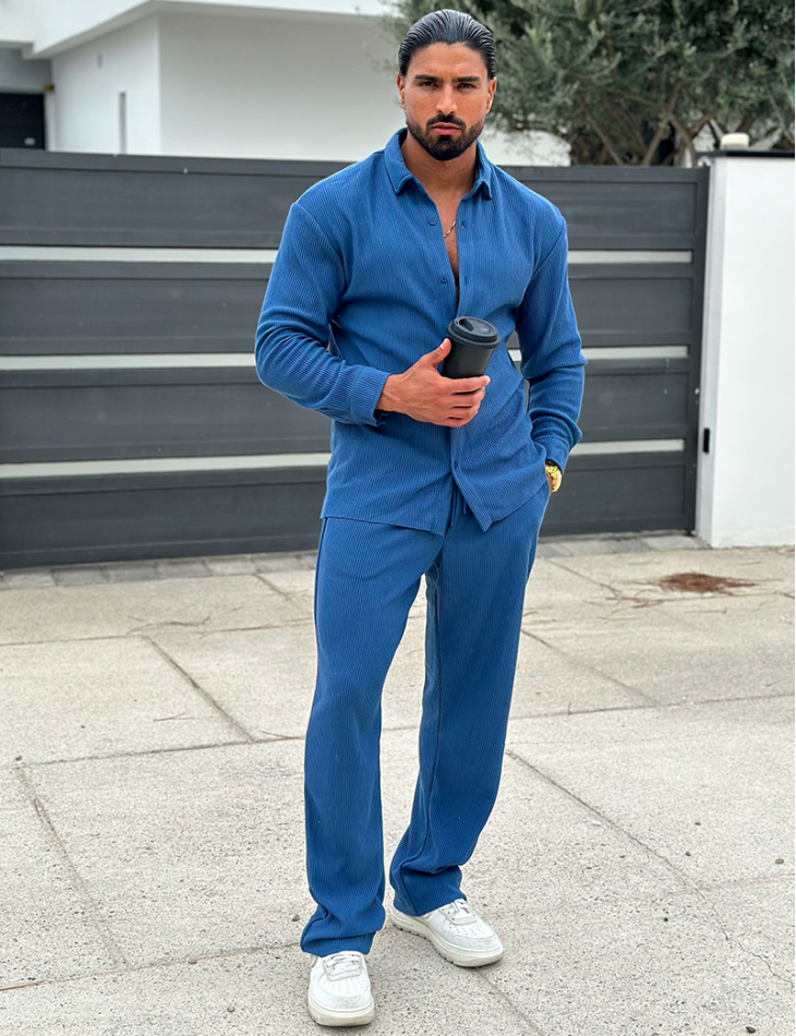 Ensemble pantalon et chemise plissé