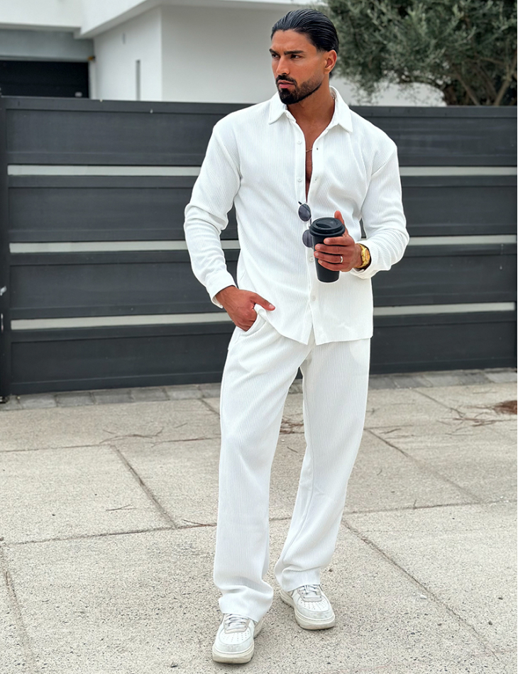 Ensemble pantalon et chemise plissé Ensemble pantalon et chemise plissé