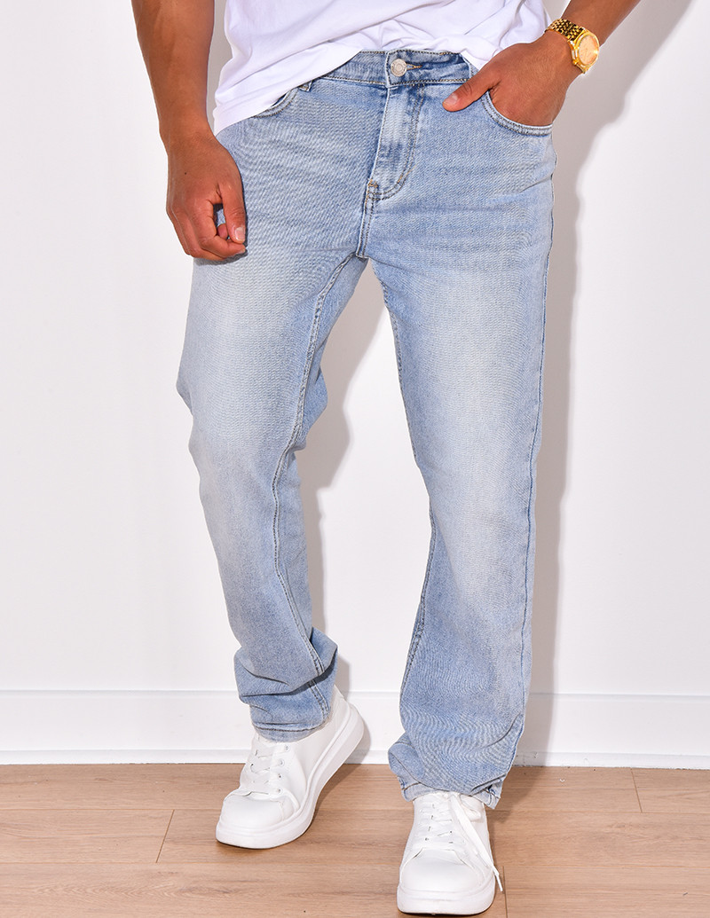   Regular fit stretchy jeans