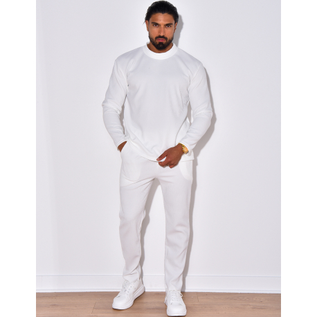 Embossed t-shirt and trouser set