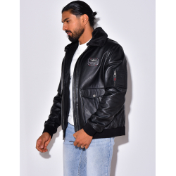 Veste en cuir à col fourré amovible Veste en cuir à col fourré amovible