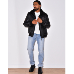 Veste en cuir à col fourré amovible Veste en cuir à col fourré amovible