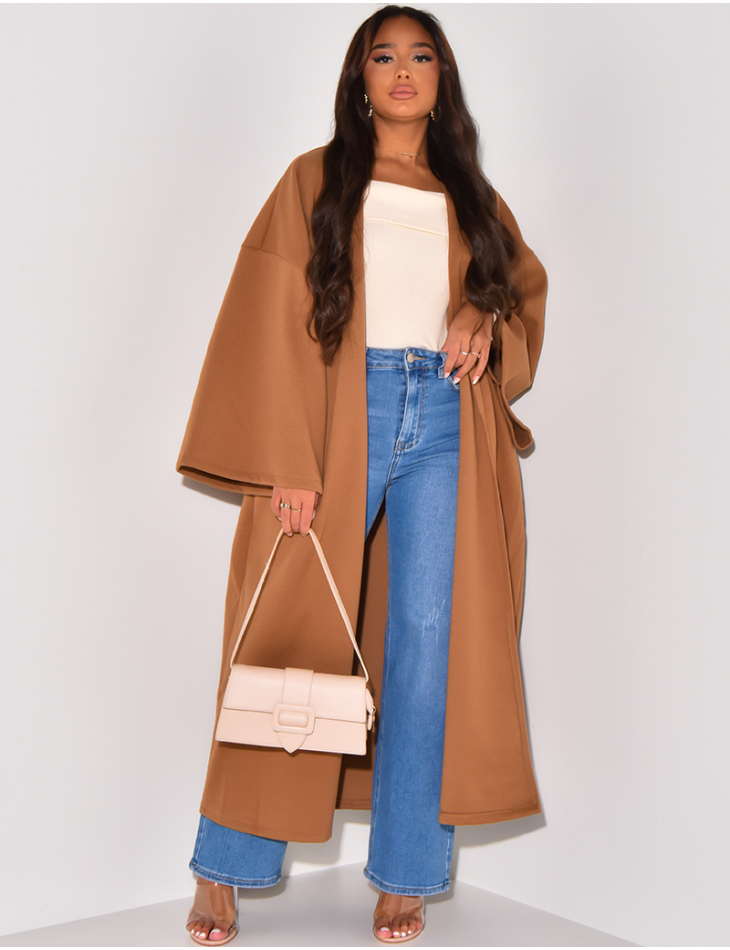 Langer & dicker Kimono aus Filz.   Langer & dicker Kimono aus Filz.