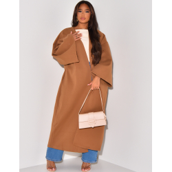 Langer & dicker Kimono aus Filz.   Langer & dicker Kimono aus Filz.