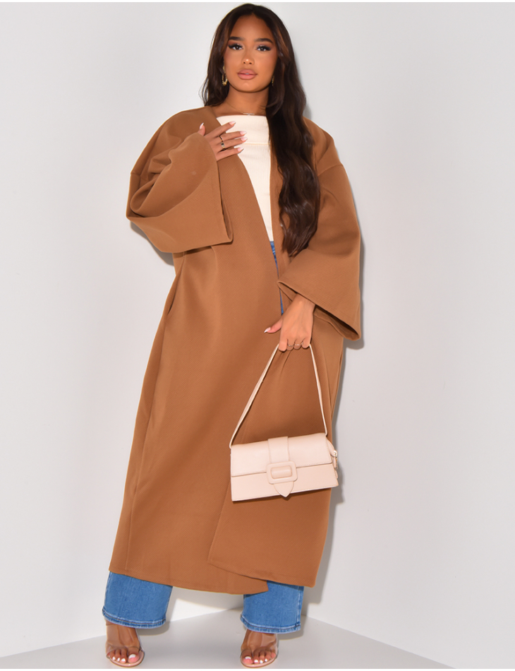 Langer & dicker Kimono aus Filz.   Langer & dicker Kimono aus Filz.