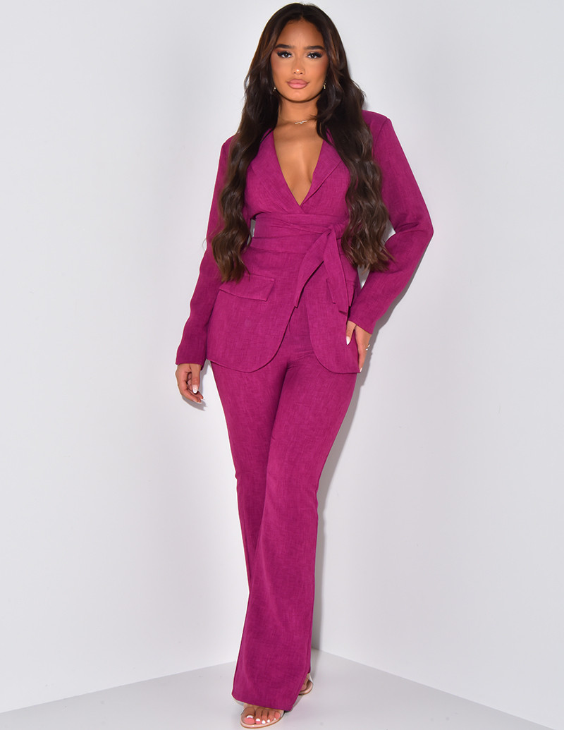 Ensemble de tailleur à ceinture large et pantalon patte d'eph effet lin