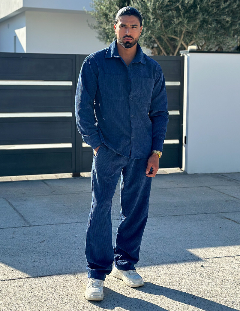 Set aus Hemd und gerippter Hose