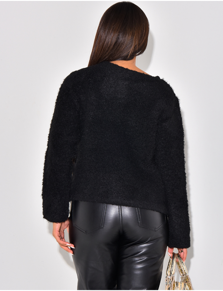 Gilet en laine à boutons dorés Gilet en laine à boutons dorés