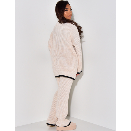 Oversized jumper and ribbed trousers with contrasting trims   Oversized jumper and ribbed trousers with contrasting trims