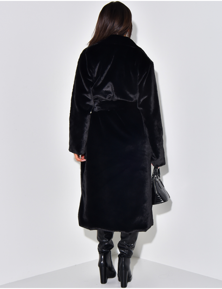 Long fur coat to tie