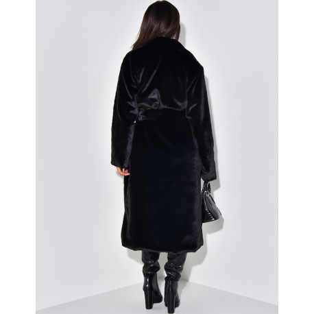 Long fur coat to tie