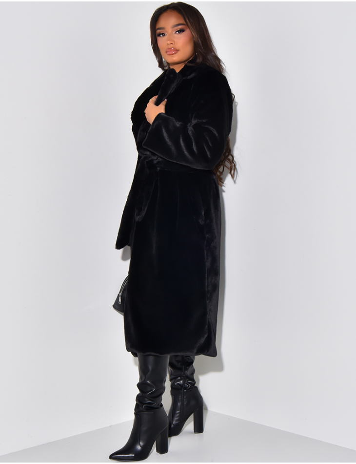 Long fur coat to tie