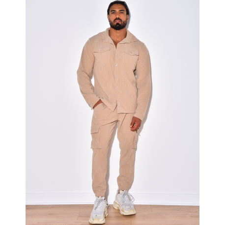 Set aus Hose und Hemd Set aus Hose und Hemd