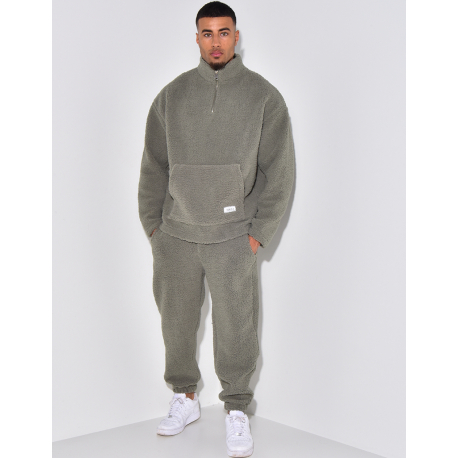 Ensemble pantalon et pull en peau de mouton Ensemble pantalon et pull en peau de mouton