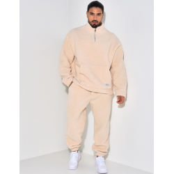 Ensemble pantalon et pull en peau de mouton Ensemble pantalon et pull en peau de mouton