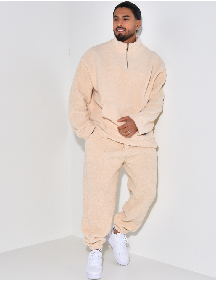 Ensemble pantalon et pull en peau de mouton Ensemble pantalon et pull en peau de mouton