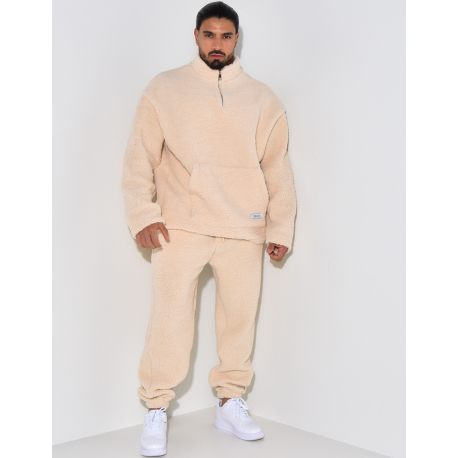 Ensemble pantalon et pull en peau de mouton Ensemble pantalon et pull en peau de mouton