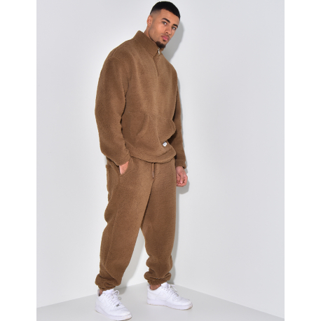 Ensemble pantalon et pull en peau de mouton Ensemble pantalon et pull en peau de mouton