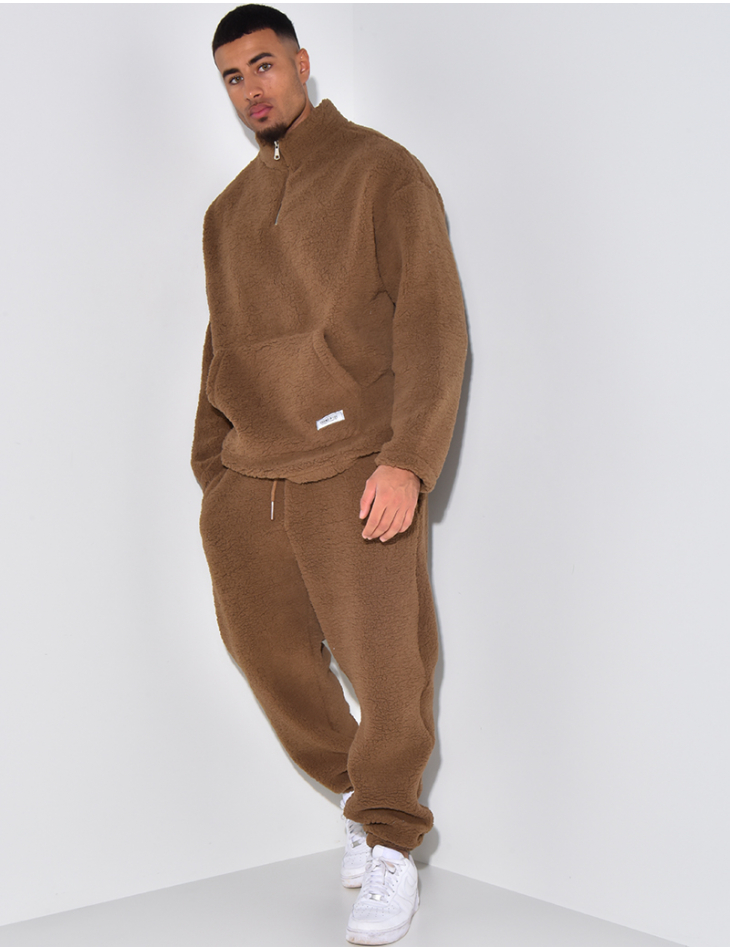 Ensemble pantalon et pull en peau de mouton Ensemble pantalon et pull en peau de mouton