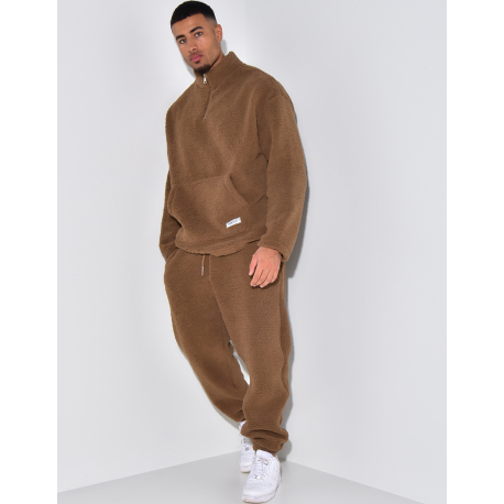 Ensemble pantalon et pull en peau de mouton Ensemble pantalon et pull en peau de mouton