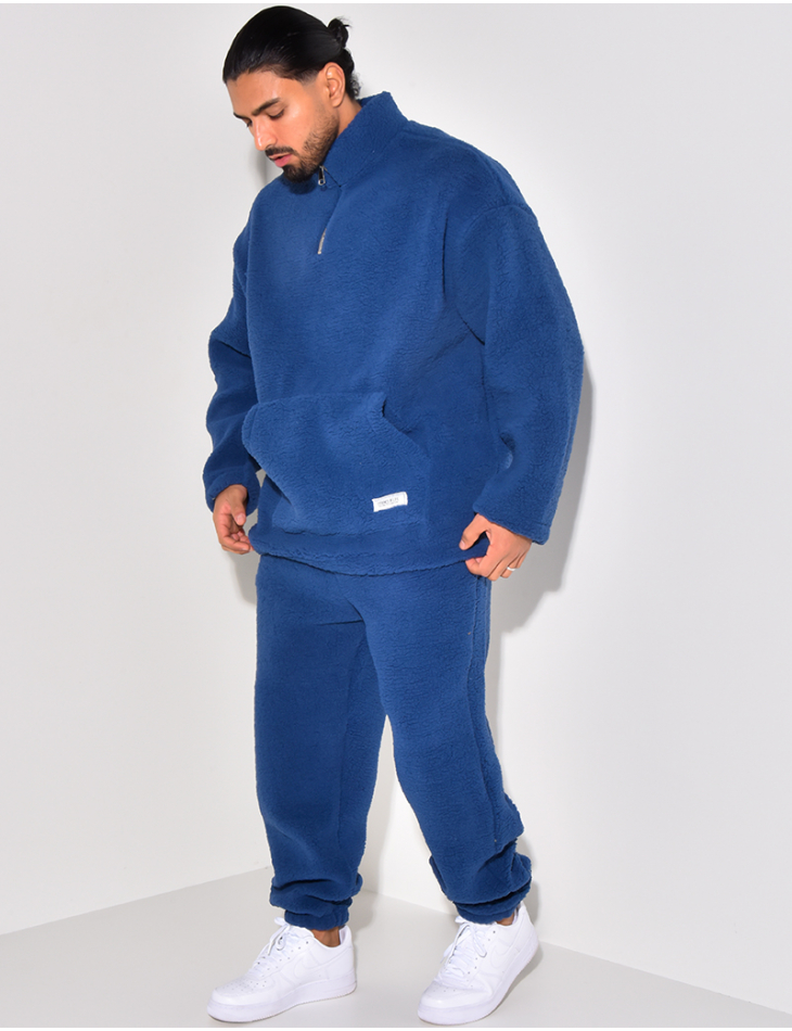 Ensemble pantalon et pull en peau de mouton