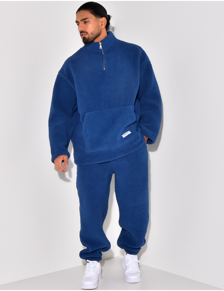 Ensemble pantalon et pull en peau de mouton