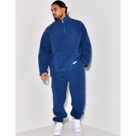 Ensemble pantalon et pull en peau de mouton