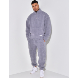 Ensemble pantalon et pull en peau de mouton Ensemble pantalon et pull en peau de mouton