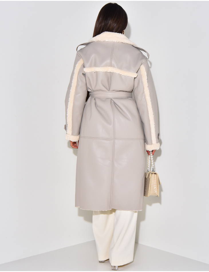 Manteau en similicuir fourré à nouer Manteau en similicuir fourré à nouer