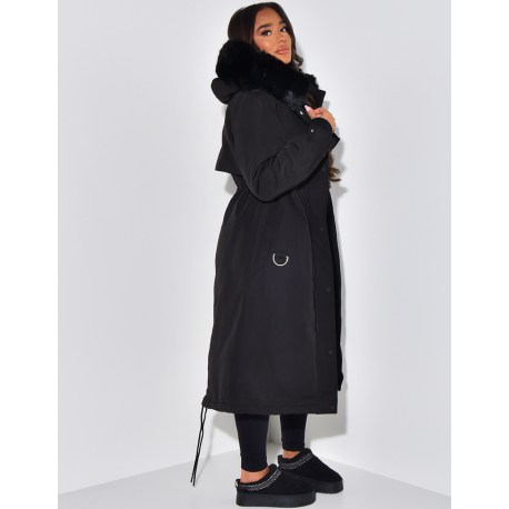 Langer Parka mit Kapuze aus Pelz