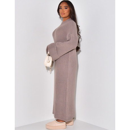 Robe en laine à manches retroussées Robe en laine à manches retroussées