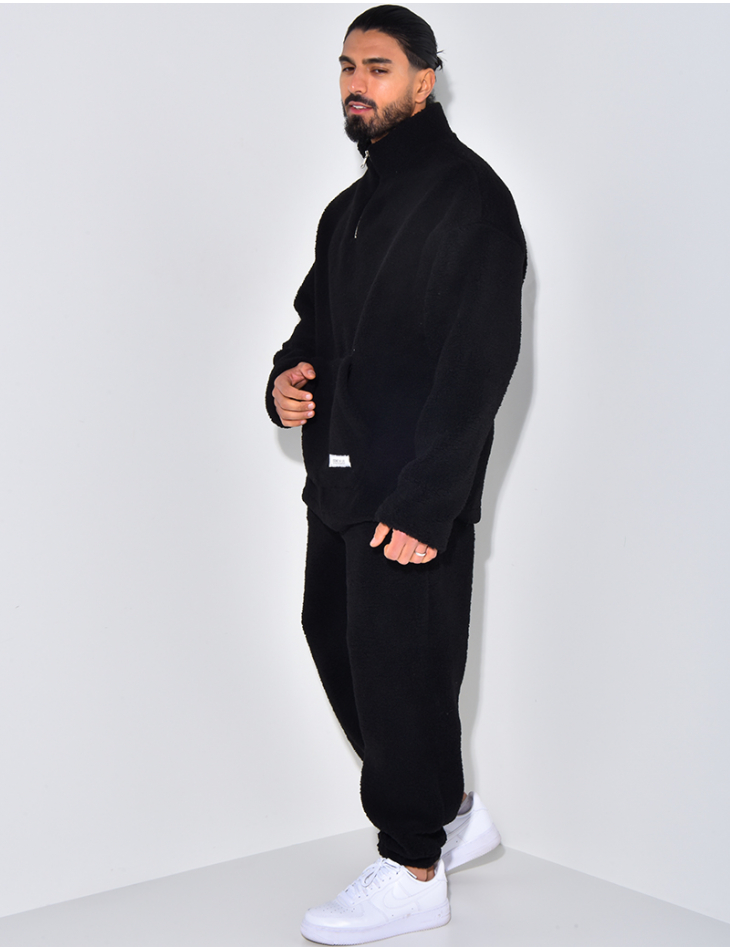 Ensemble pantalon et pull en peau de mouton Ensemble pantalon et pull en peau de mouton