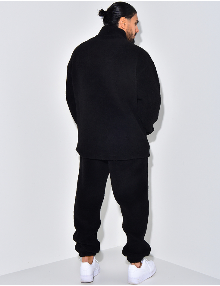 Ensemble pantalon et pull en peau de mouton Ensemble pantalon et pull en peau de mouton