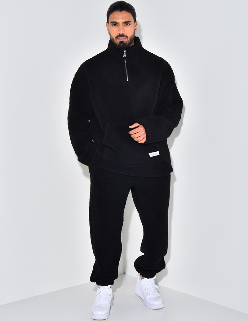 Ensemble pantalon et pull en peau de mouton