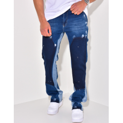 Jeans à poches avec empiècements et tâches de peinture Jeans à poches avec empiècements et tâches de peinture